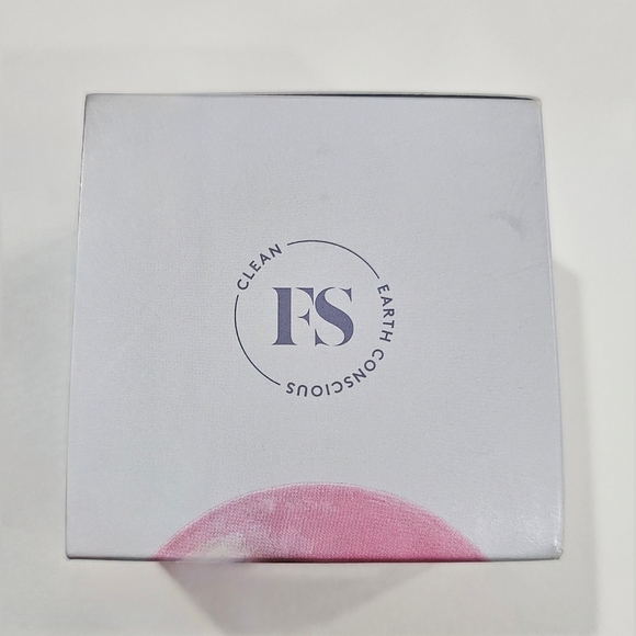 Fenty Skin Cherry Dub Blah 2 Bright 5% AHA Face Mask - 2.5 fl oz/75 ml - NWT - Picture 2 of 6